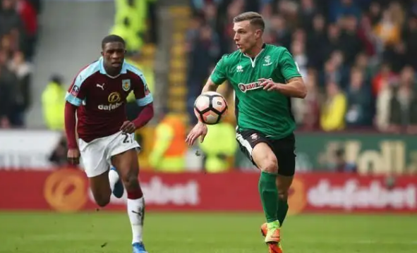 足球欧洲杯门将扑点成热点话题